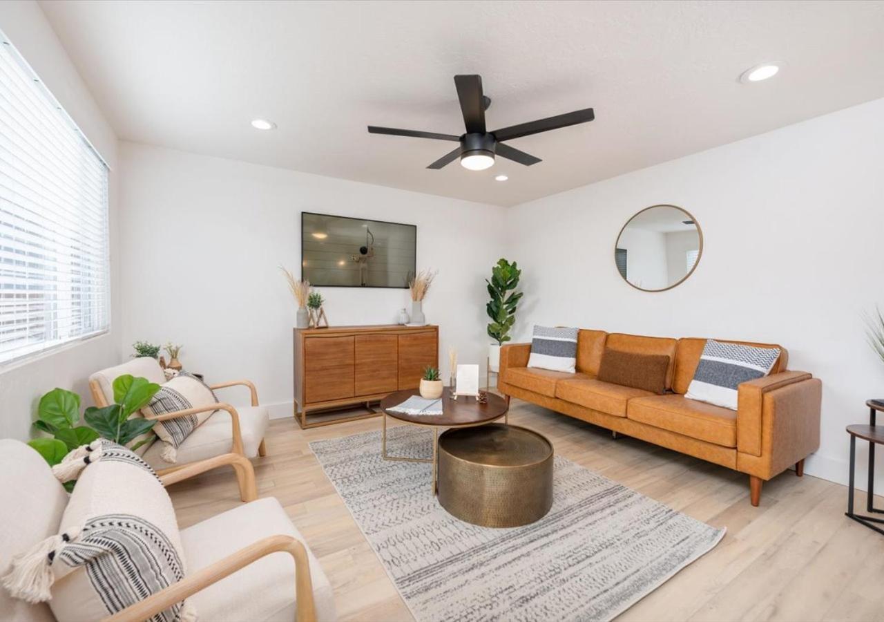 Mid Century Modern Boise-River Bungalow W/ Hot Tub Extérieur photo